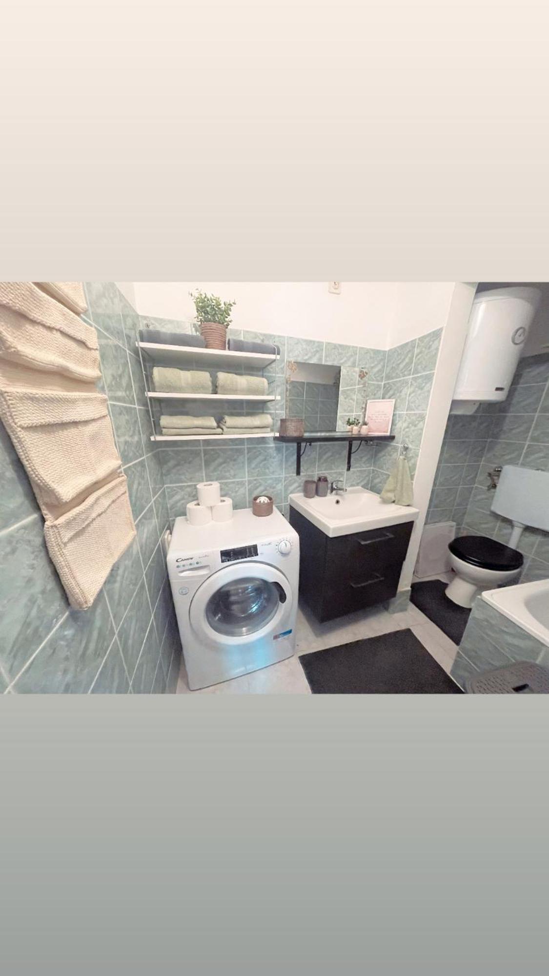 Apartma Ella Копер Екстериор снимка