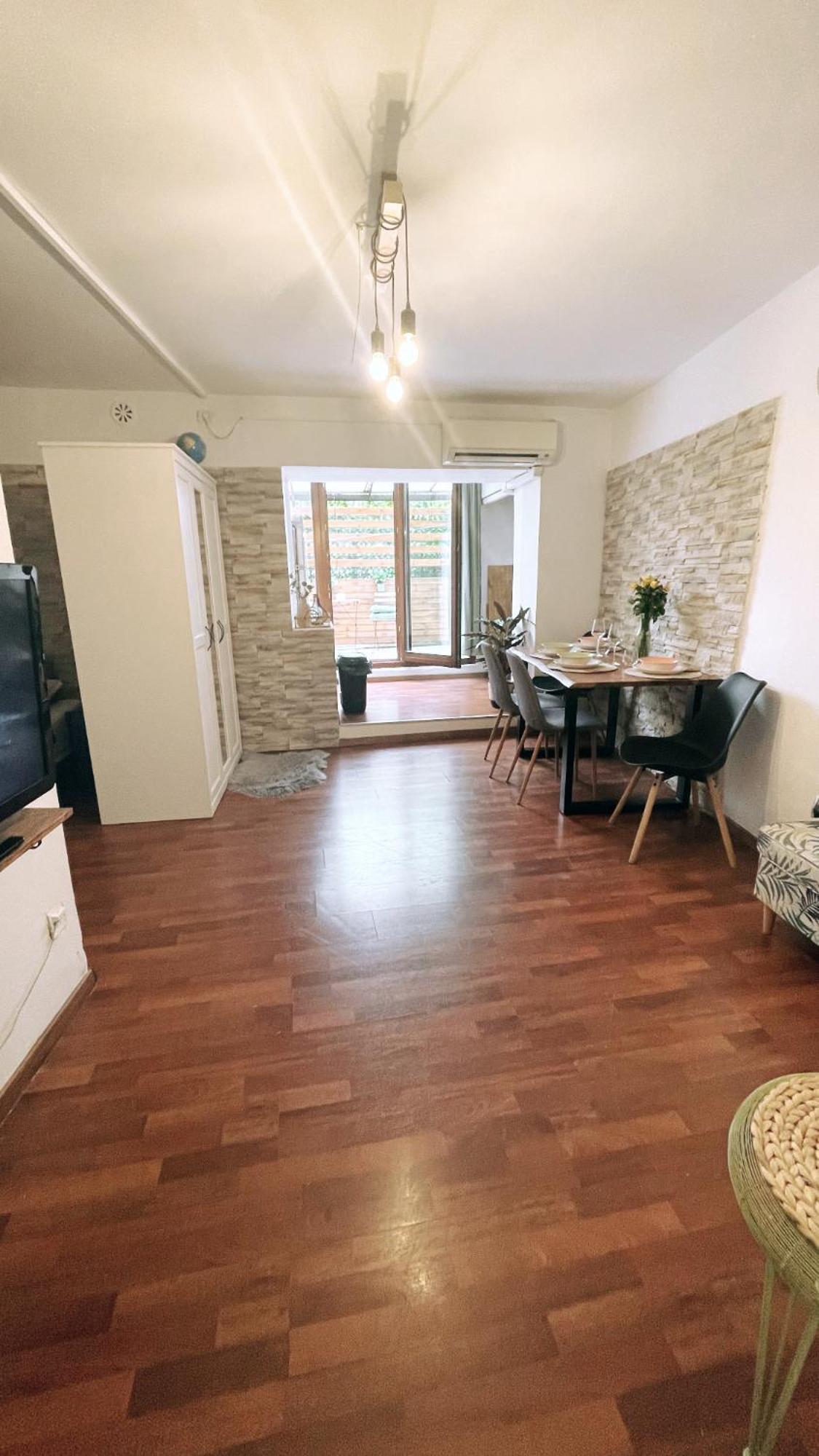 Apartma Ella Копер Екстериор снимка