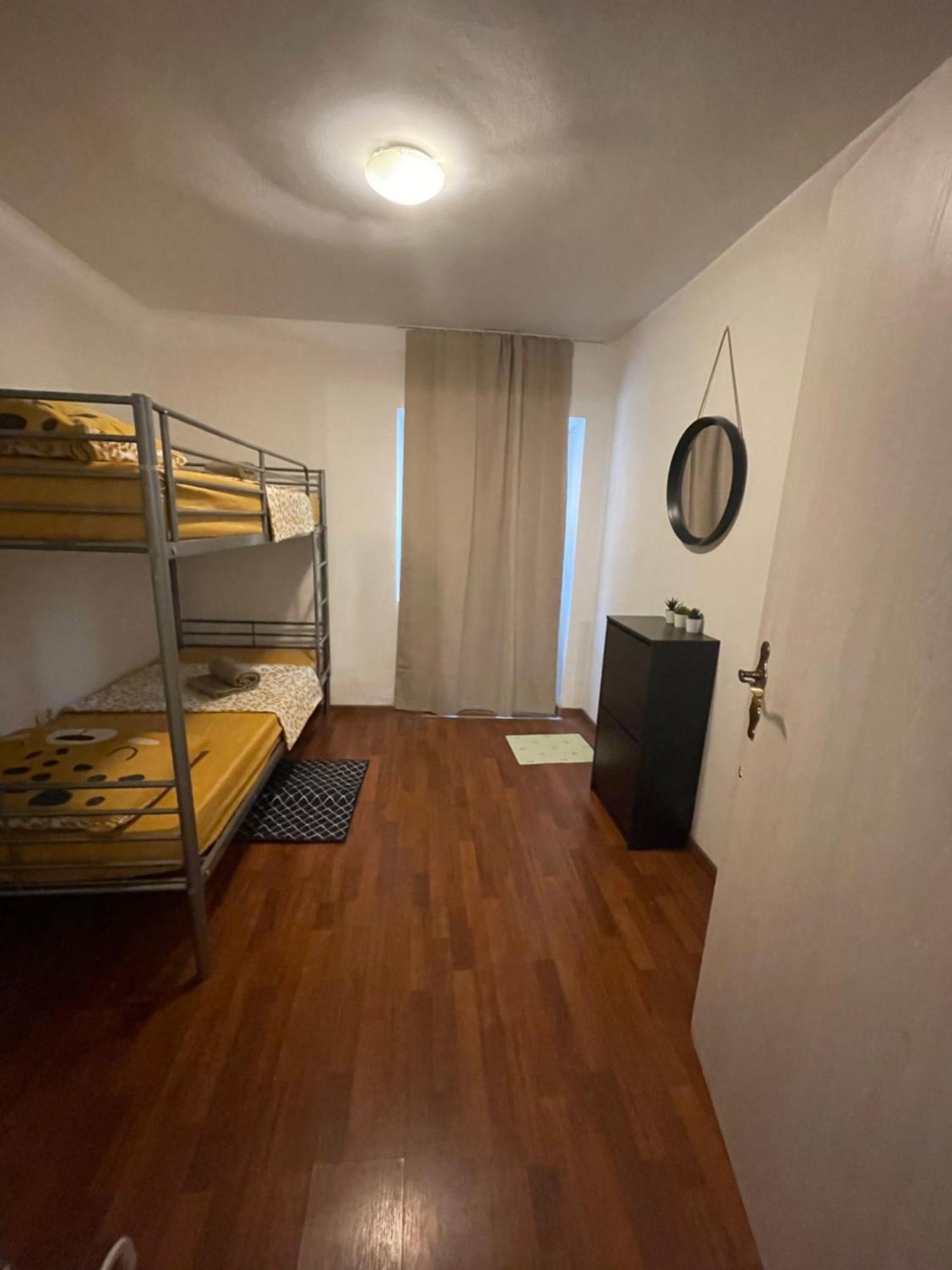 Apartma Ella Копер Екстериор снимка
