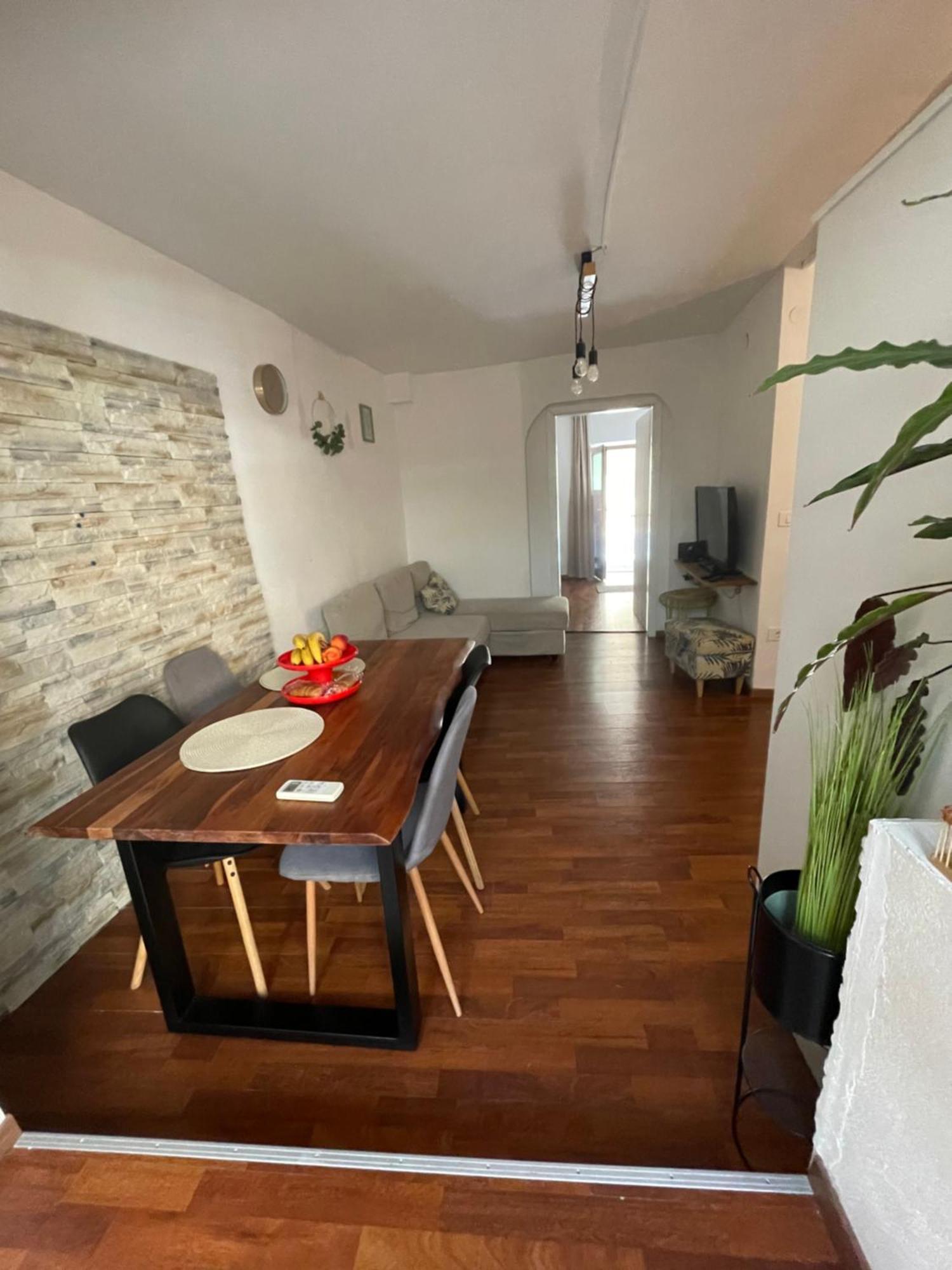 Apartma Ella Копер Екстериор снимка