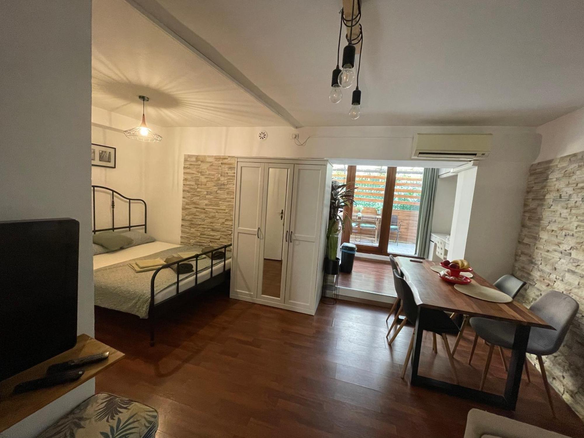 Apartma Ella Копер Екстериор снимка